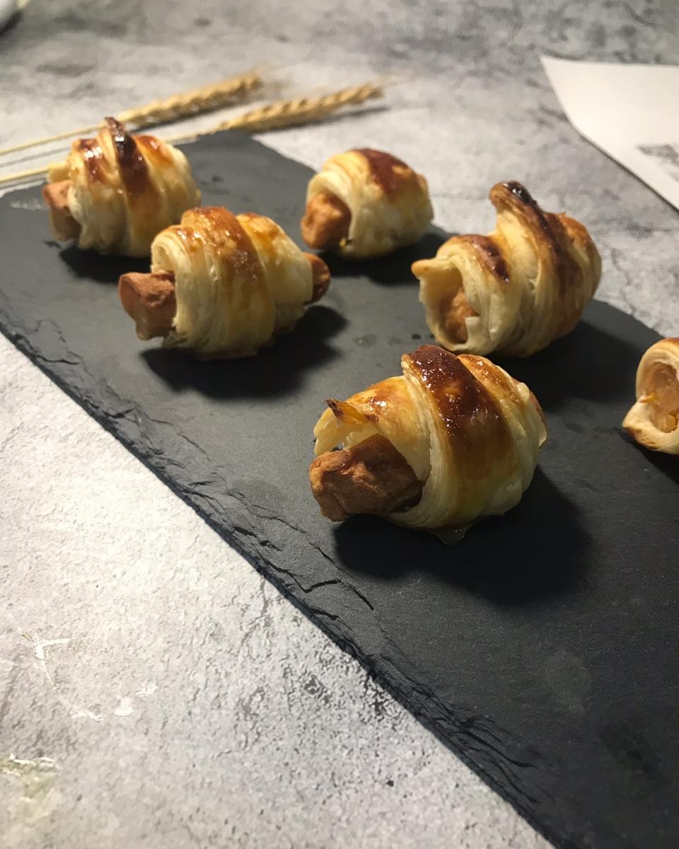 手抓饼版可颂火腿卷