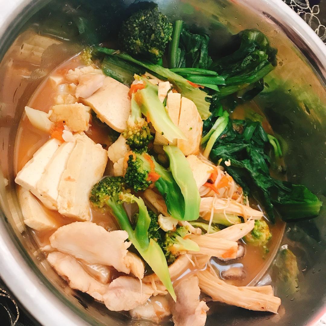 龙利鱼豆腐煲