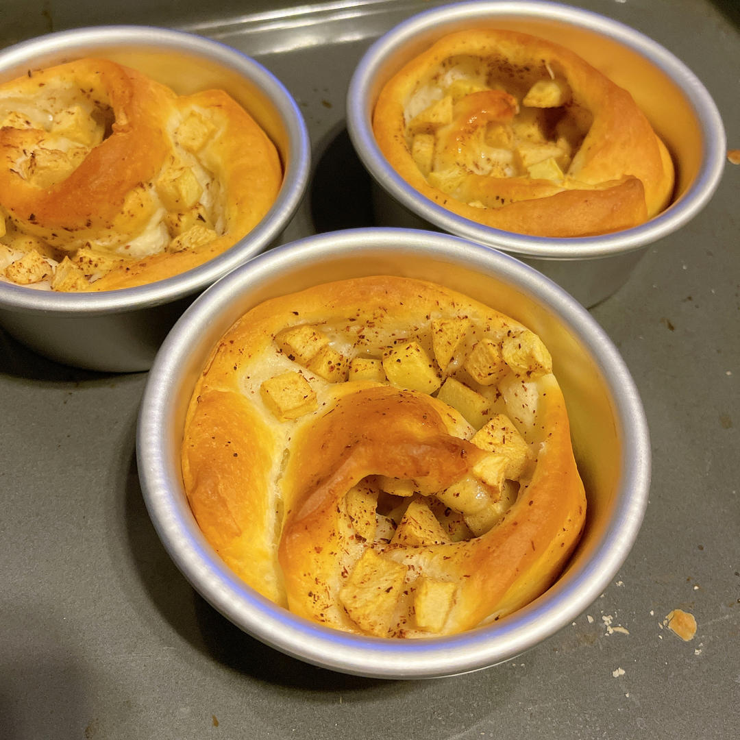 全麦苹果肉桂卷