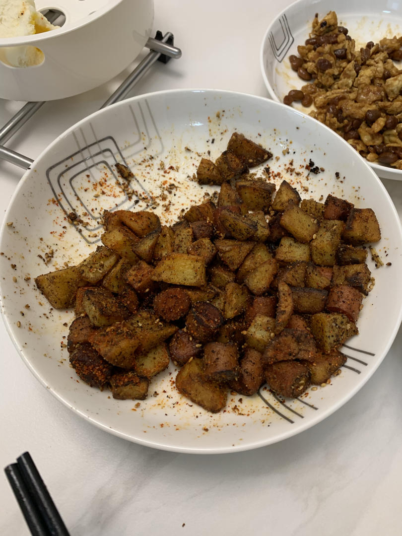 孜然土豆火腿肠 香辣过瘾还便宜！