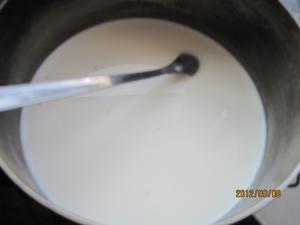 椰香脆皮炸鲜奶的做法 步骤5