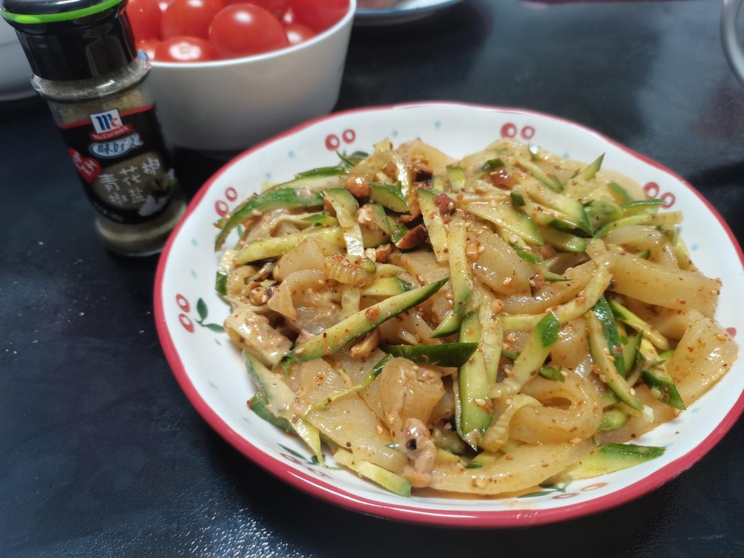 青花椒椒盐土豆凉皮的做法