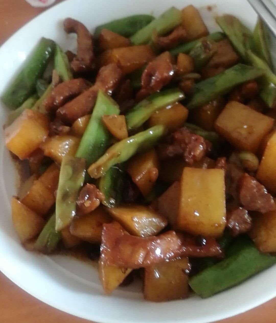 土豆炖豆角