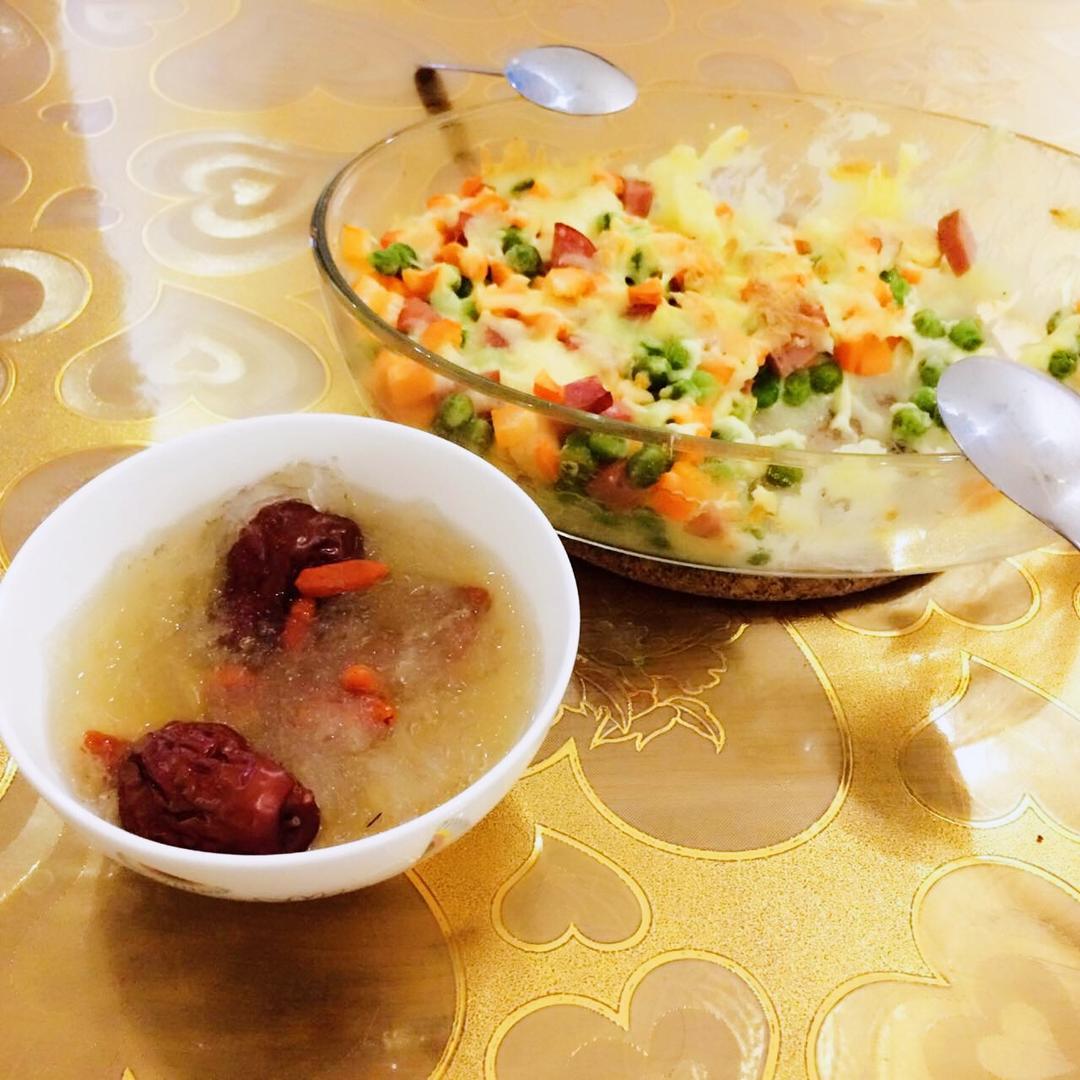 奶酪什蔬焗土豆泥