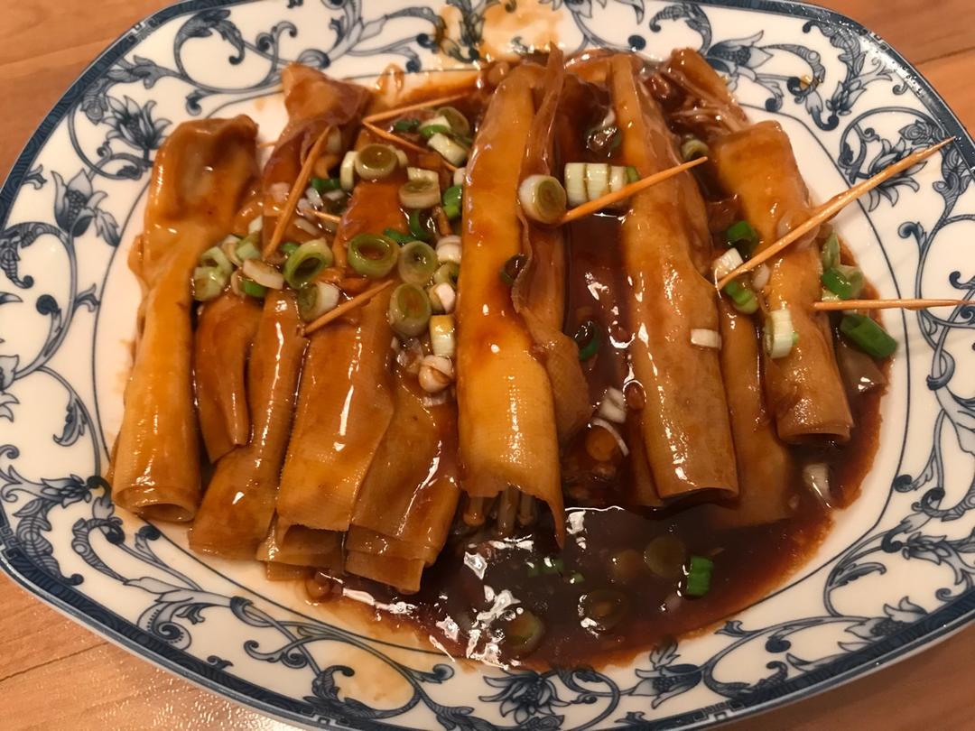 比肉还好吃的金针菇豆皮卷