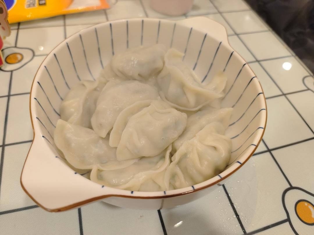 煮速冻饺子不破的小妙招