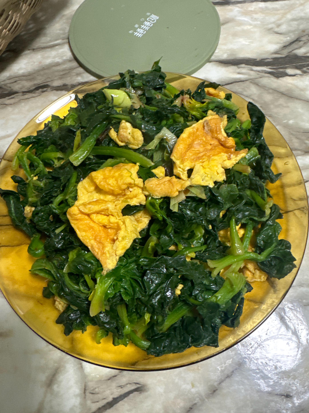 菠菜炒鸡蛋