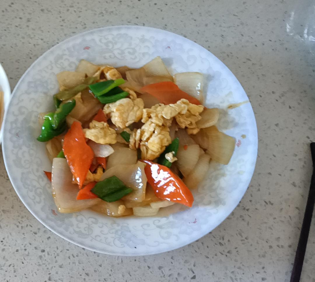洋葱炒鸡蛋