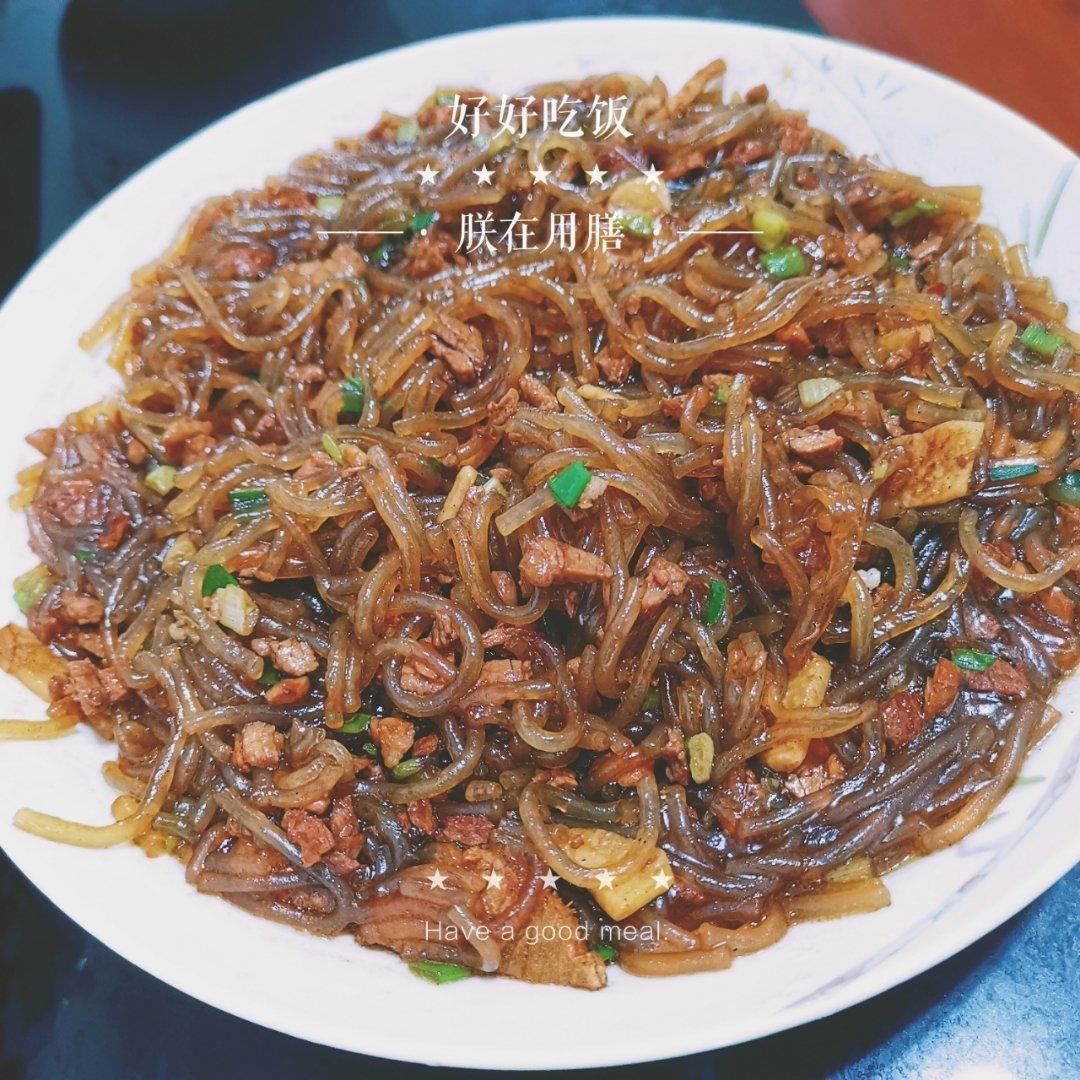蚂蚁上树