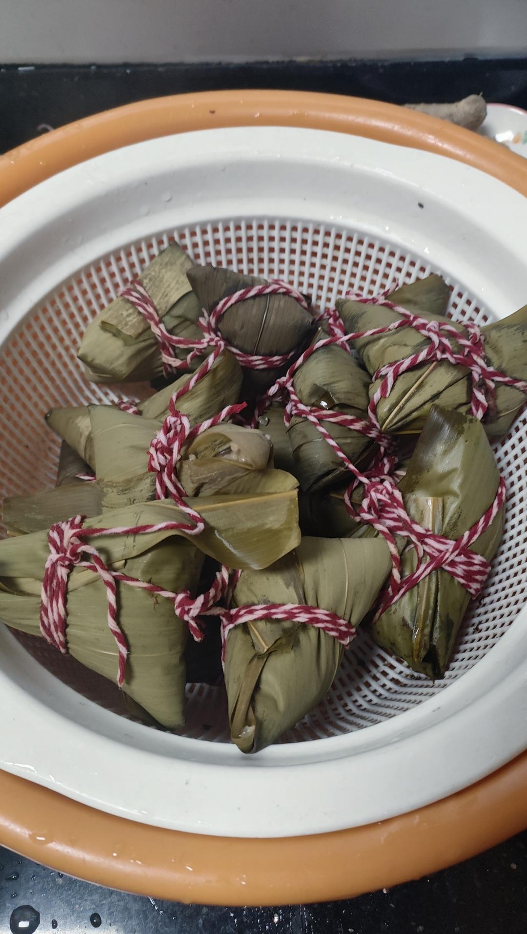 好吃到飞起的肉粽子