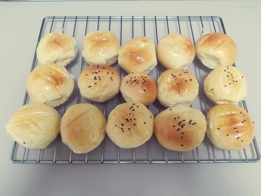 红豆沙小餐包：厨师机版（内附豆沙馅的做法）