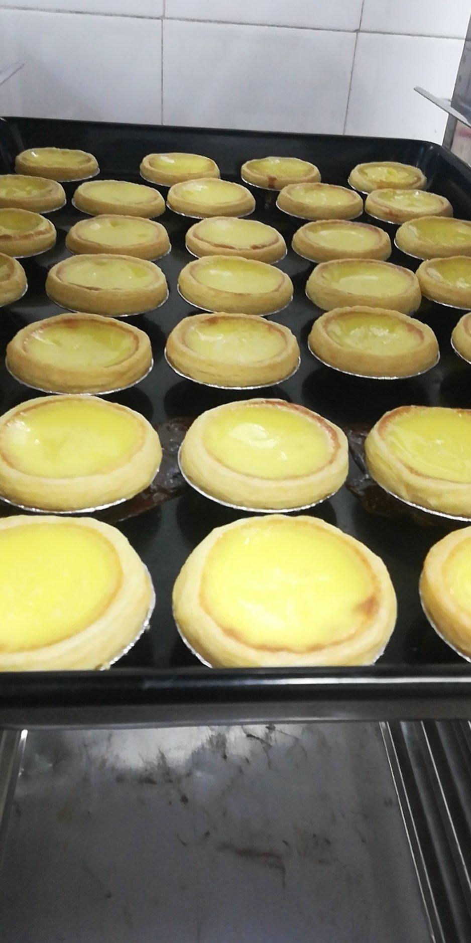 教你做和KFC一样超级好吃的【葡式蛋挞】，吃了根本就停不下来吖