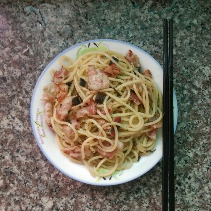 可能是最好吃系列--橄榄菜培根意面