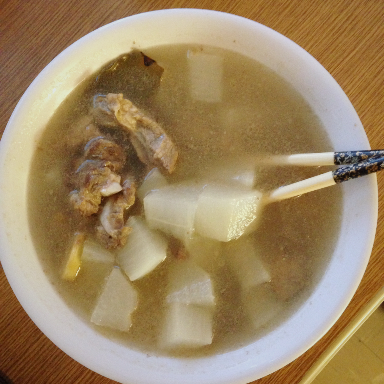 萝卜小排汤