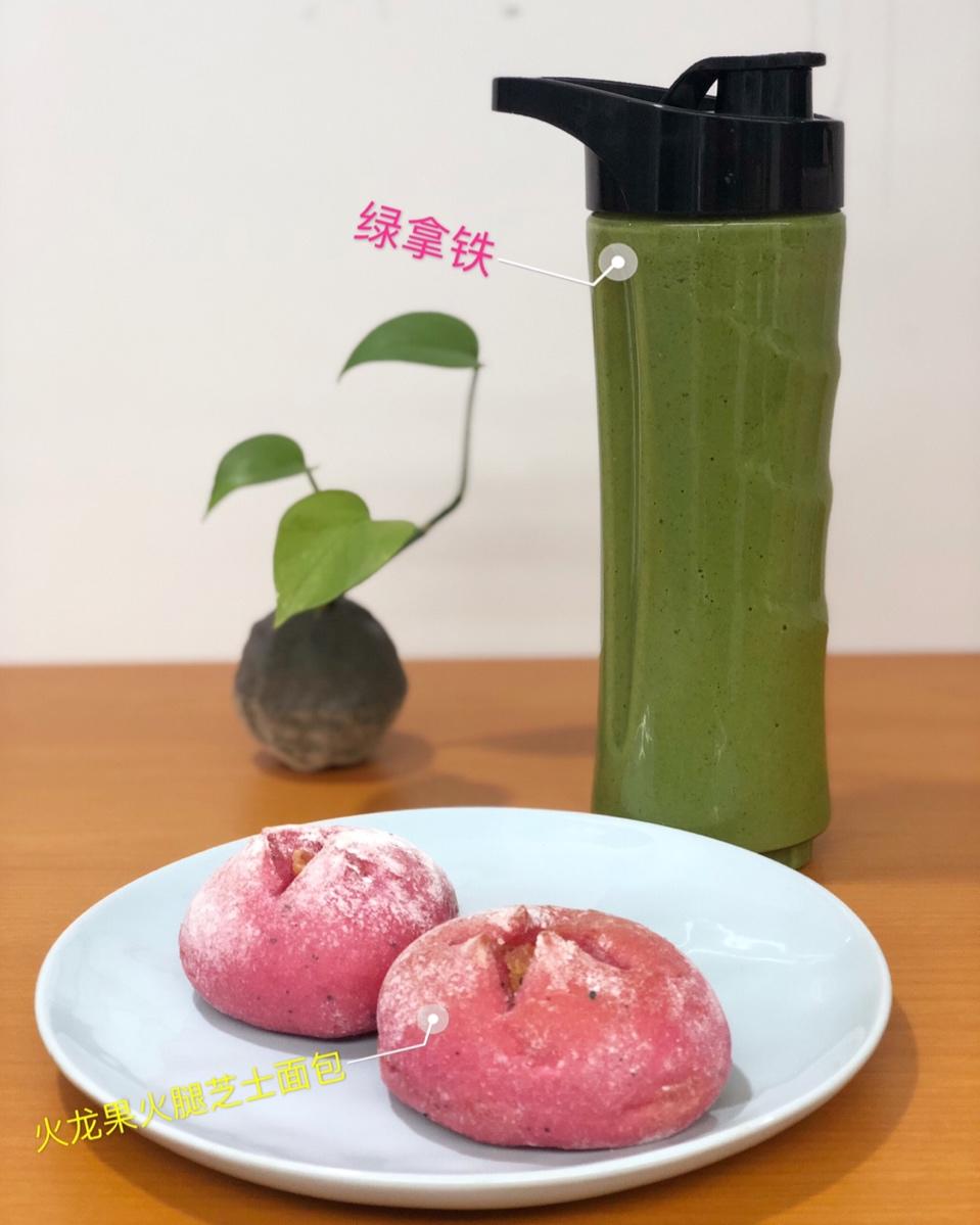 火龙果芝士培根面包