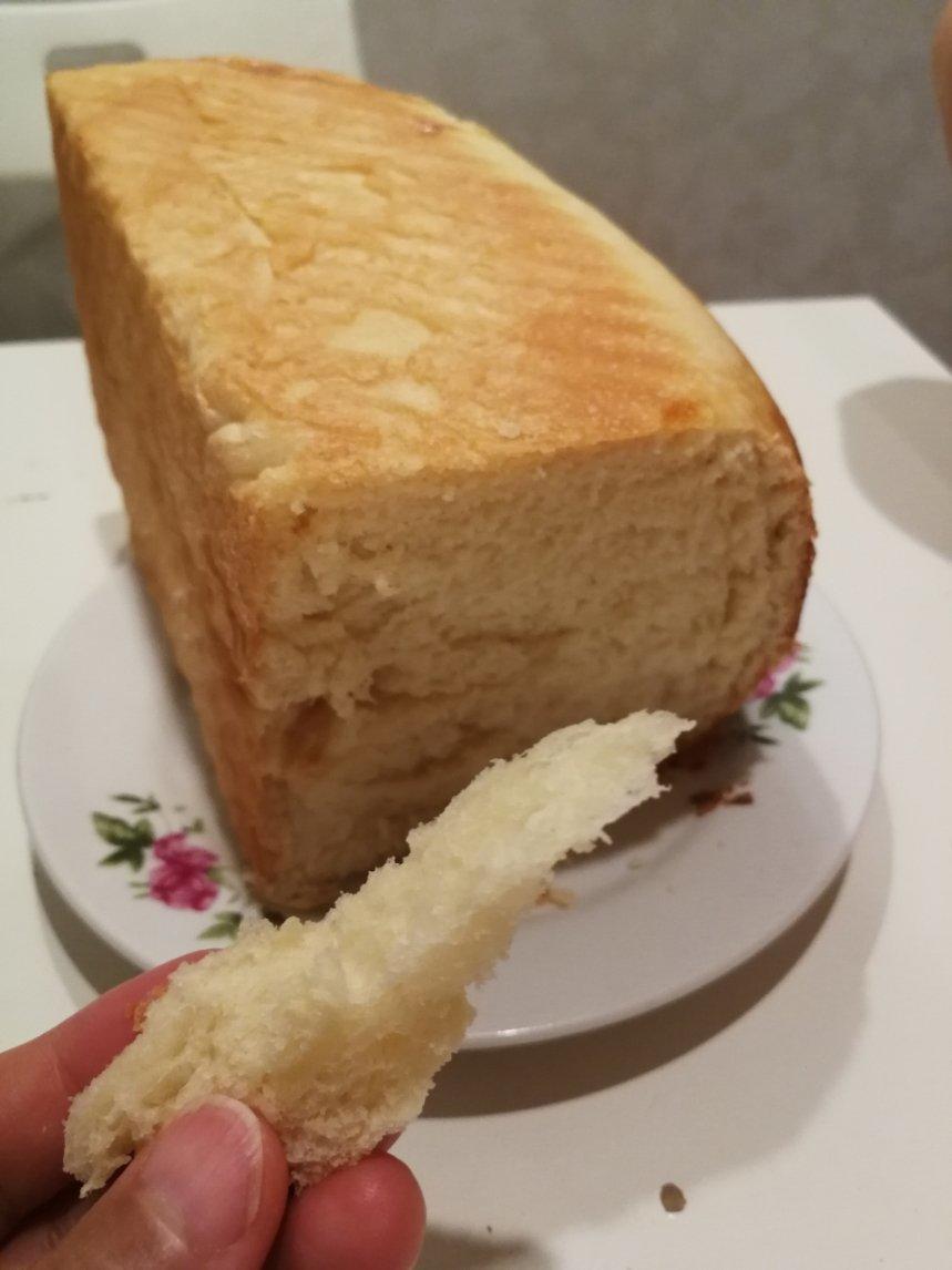 用烤箱自己做面包--手工牛奶吐司面包