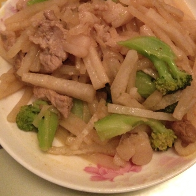 白萝卜炒肉丝