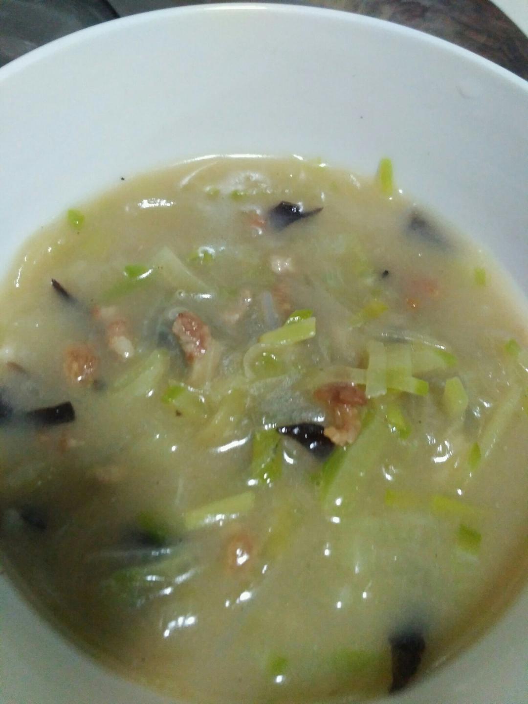 dangdang2003做的青萝卜丝咸汤