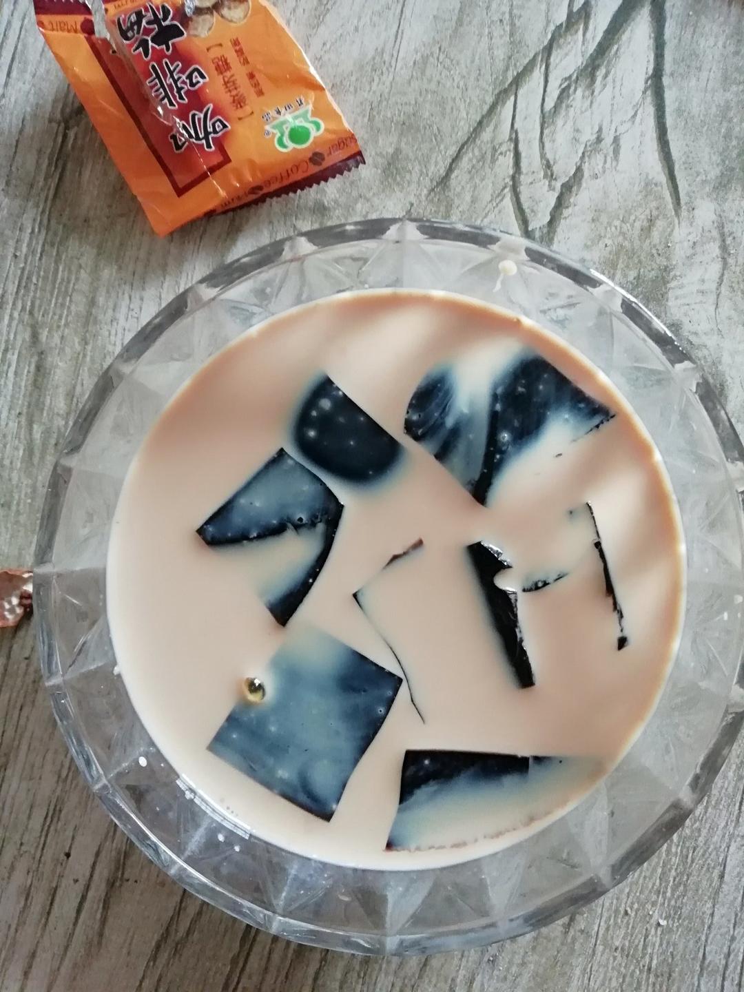 烧仙草蜜红豆奶茶