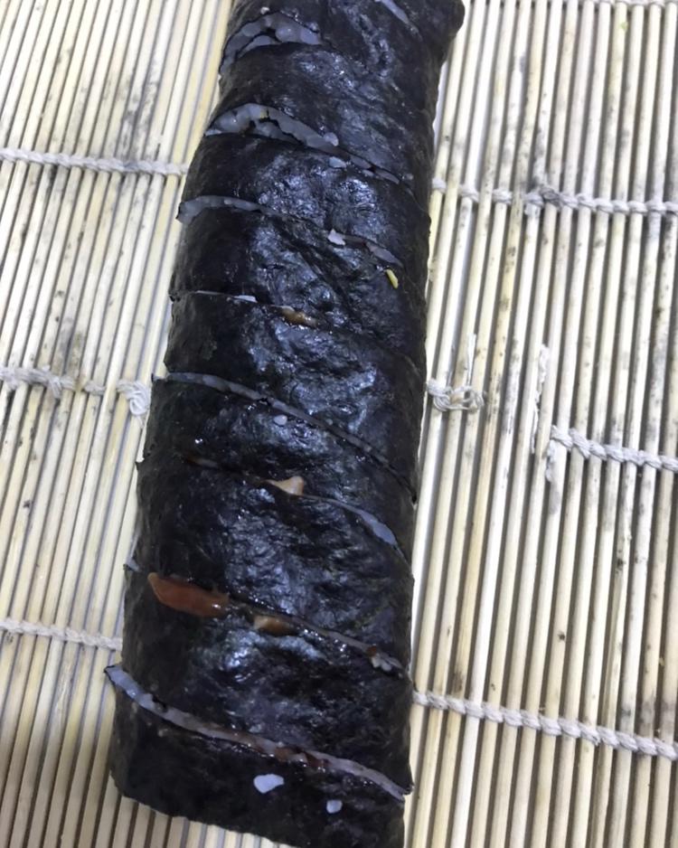 紫菜卷寿司