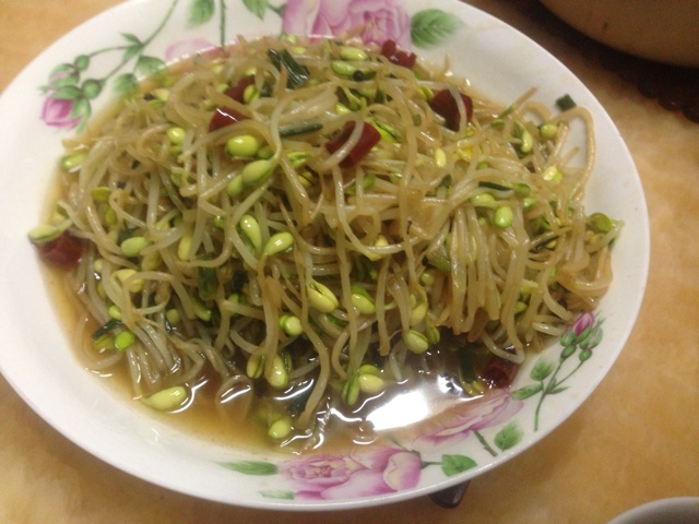 酸辣炝拌绿豆芽