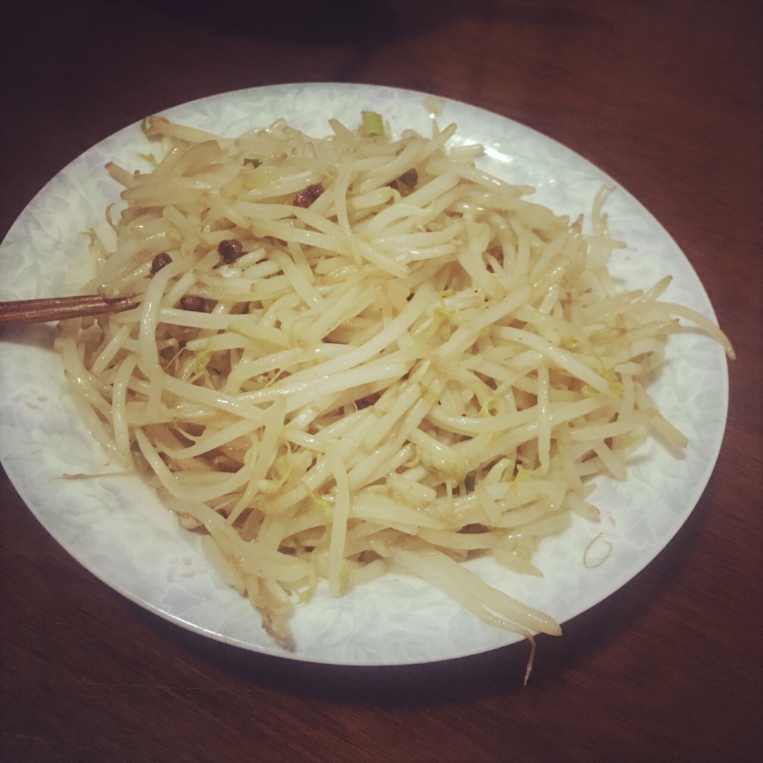 清炒豆芽