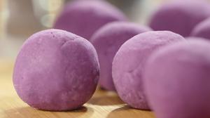 【欧阳应霁 私家原味料理】紫薯汤圆的做法 步骤5