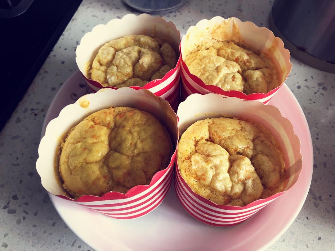 宝宝版无糖胡萝卜苹果蛋糕的做法