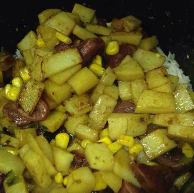 腊味土豆饭