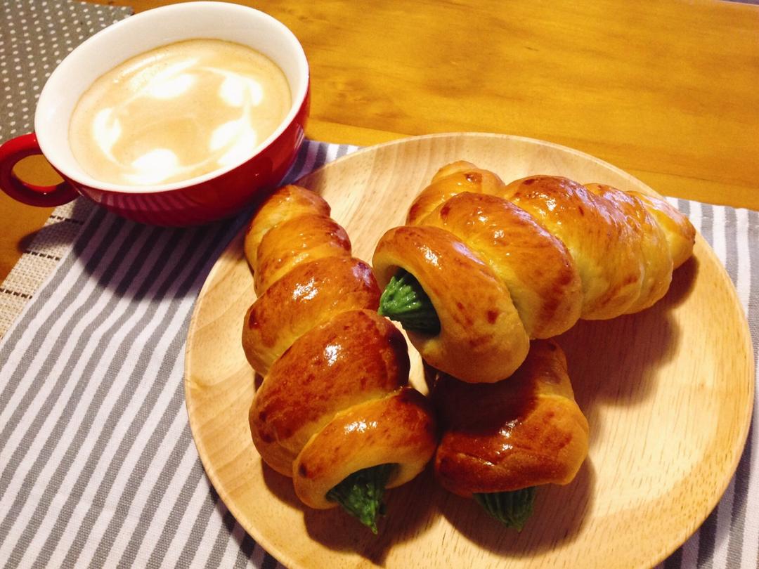 抹茶螺旋卷面包