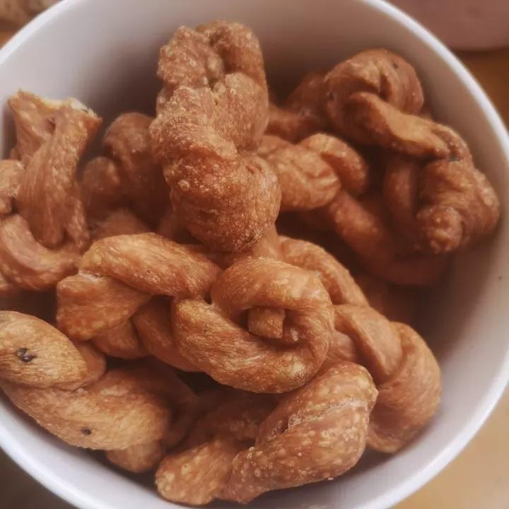酥脆咸味小麻花