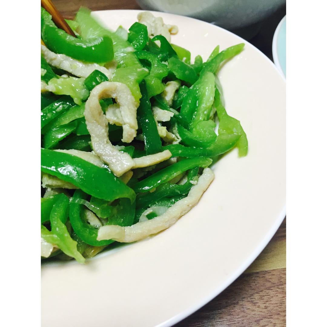 青椒炒肉丝