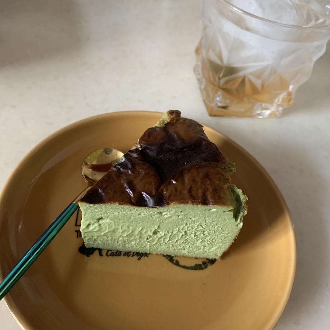 流心抹茶巴斯克芝士蛋糕