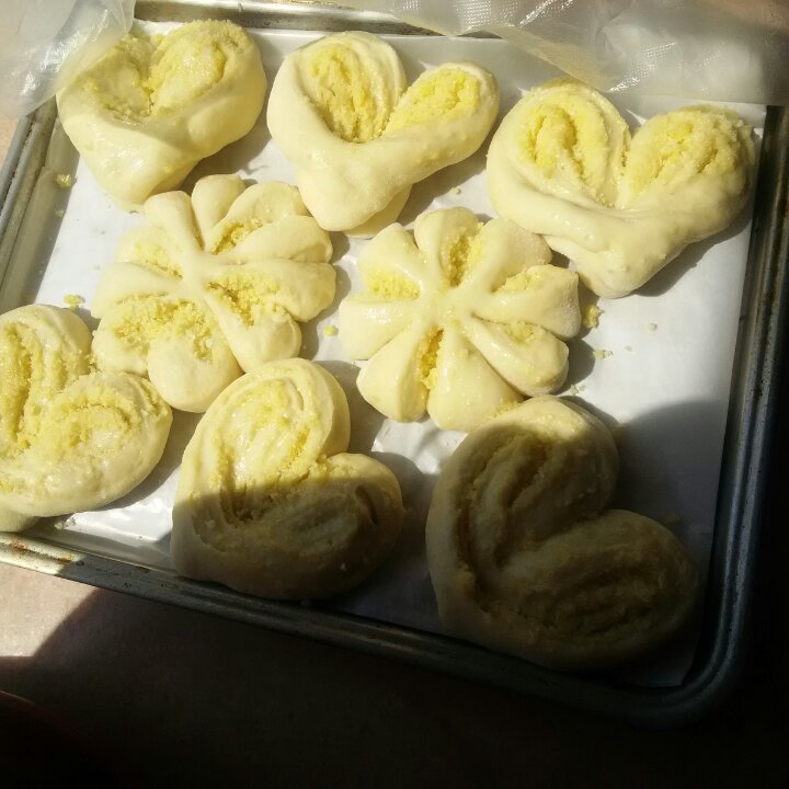 心形椰蓉面包-满满的都是爱