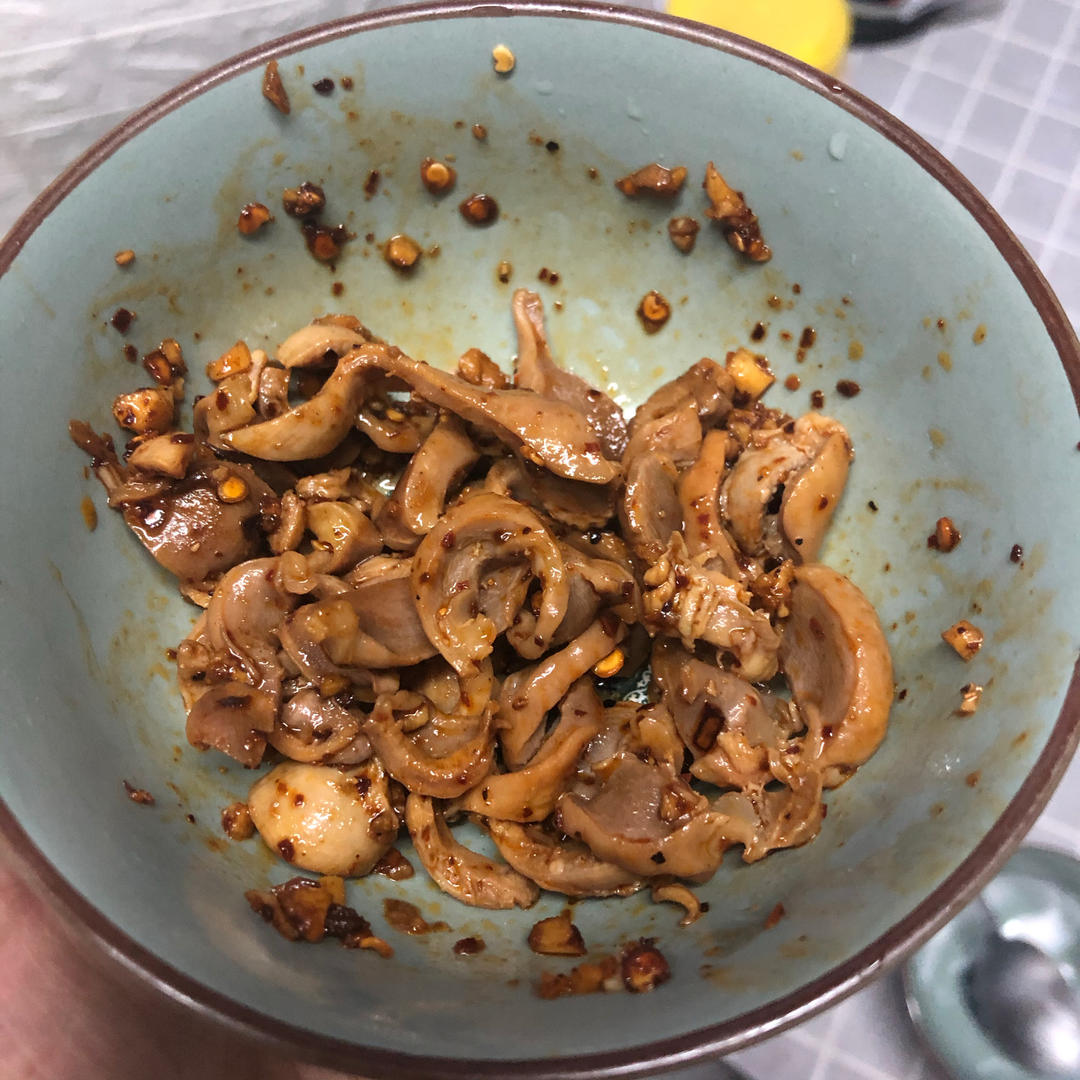 三碗米饭还不够❗️酸辣过瘾的凉拌鸡胗