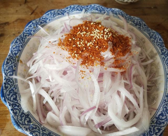 好吃的呛洋葱(红葱)的做法