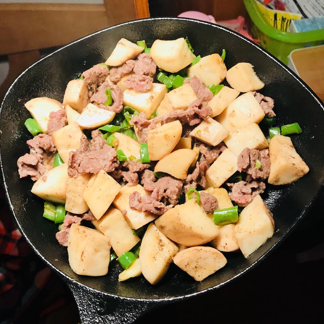 黑椒杏鲍菇牛肉粒