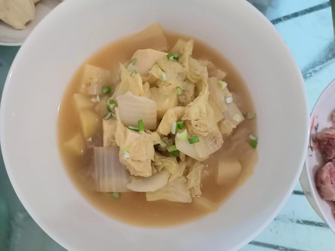 大白菜炖冻豆腐