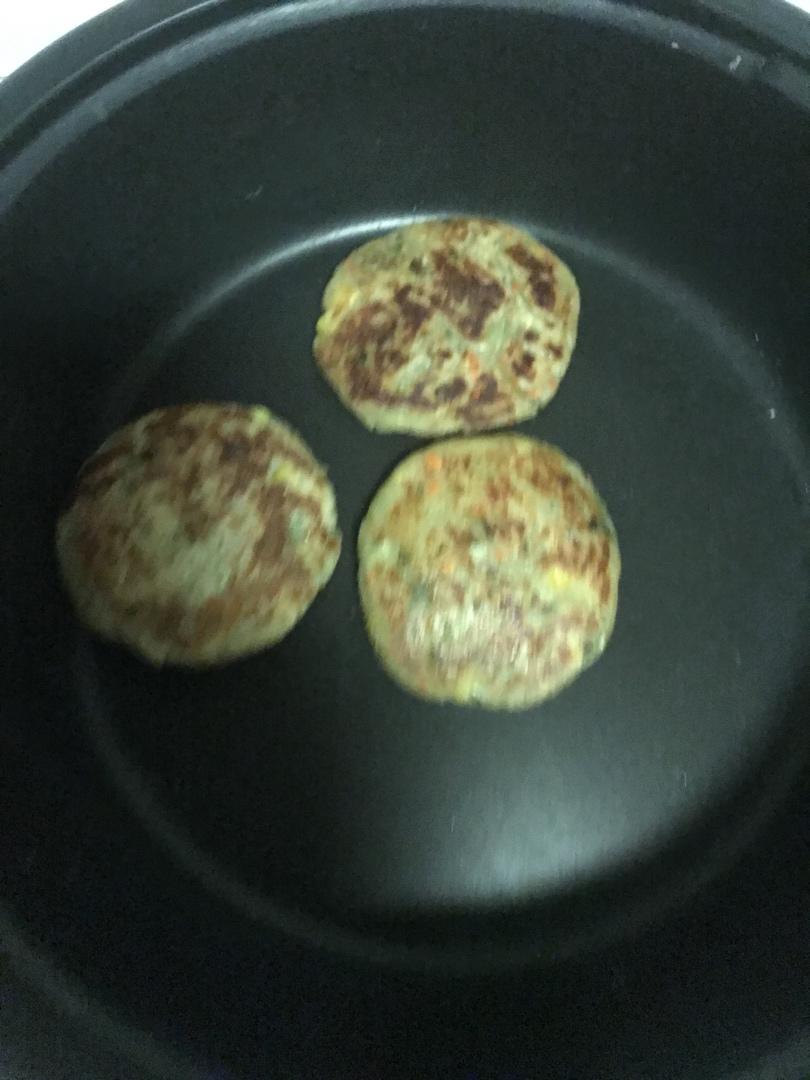 香煎田园土豆饼