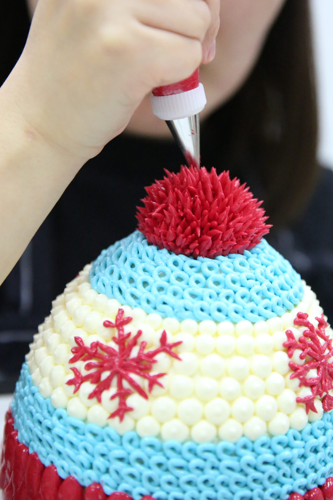 暖心暖胃的毛线帽裱花蛋糕的做法 步骤6