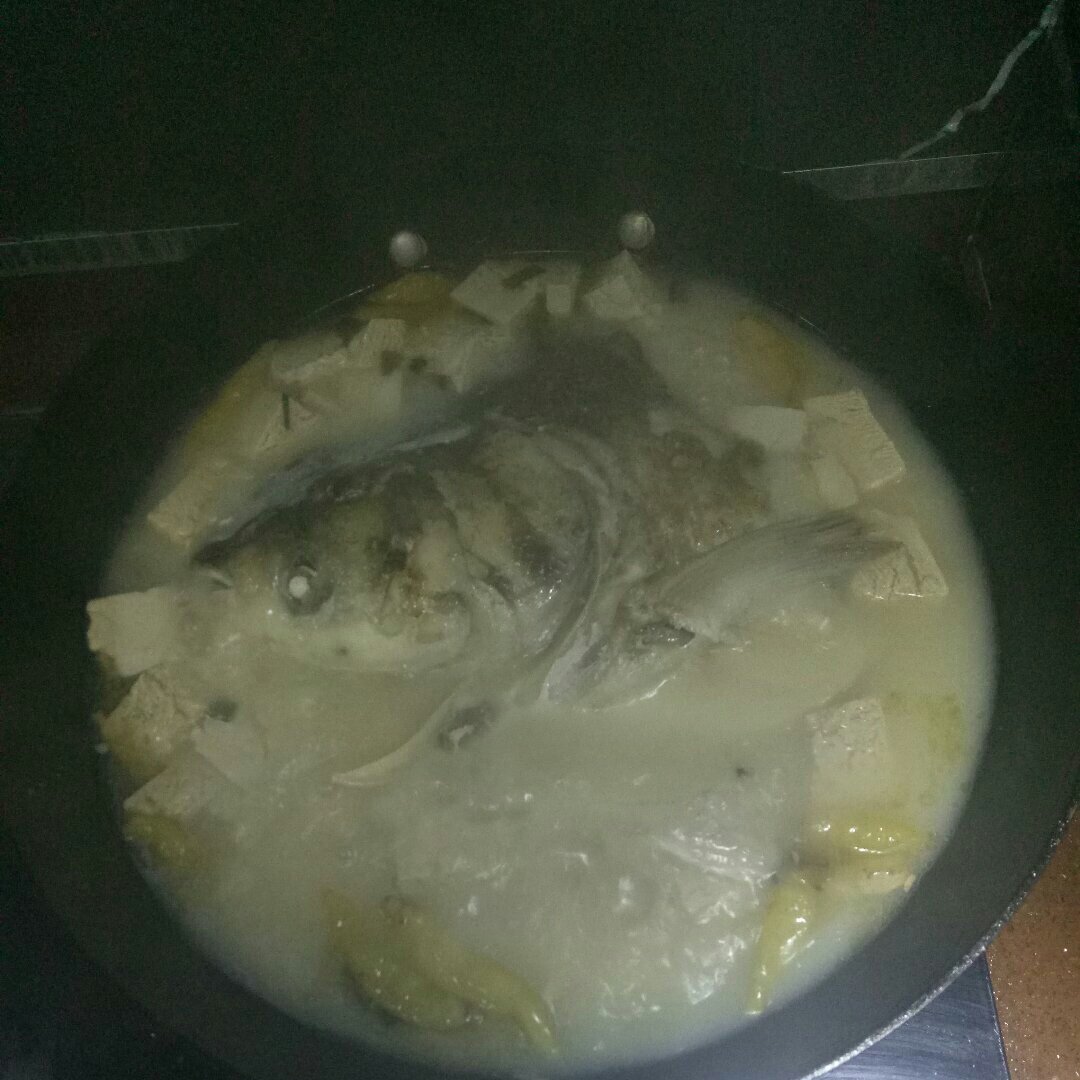 泡椒煮鱼头冻豆腐