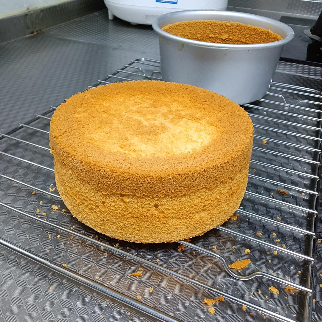 超柔软6寸戚风蛋糕(附8寸配方)零失败 超详细‼️含操作视频