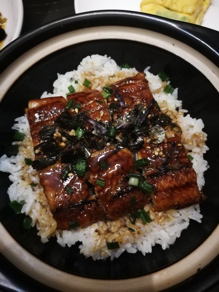 和风滑蛋鳗鱼饭