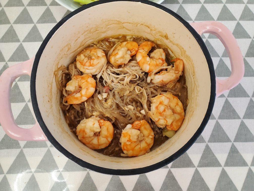 蒜蓉粉丝虾煲