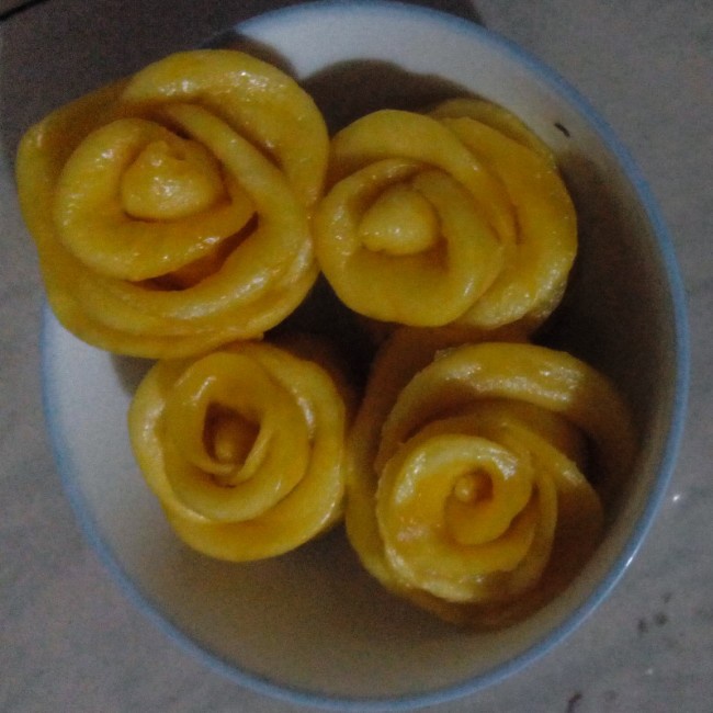黄玫瑰馒头