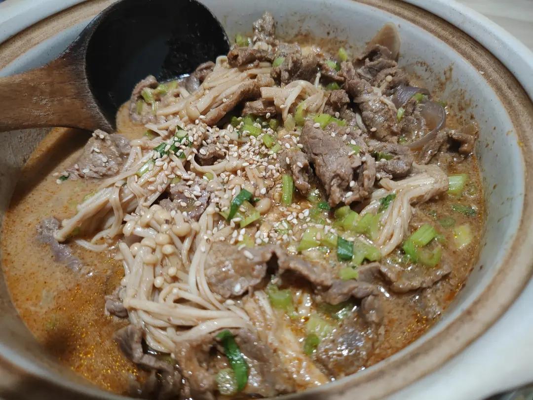 潮汕沙茶牛肉煲-嫩得吞掉舌头的快手菜