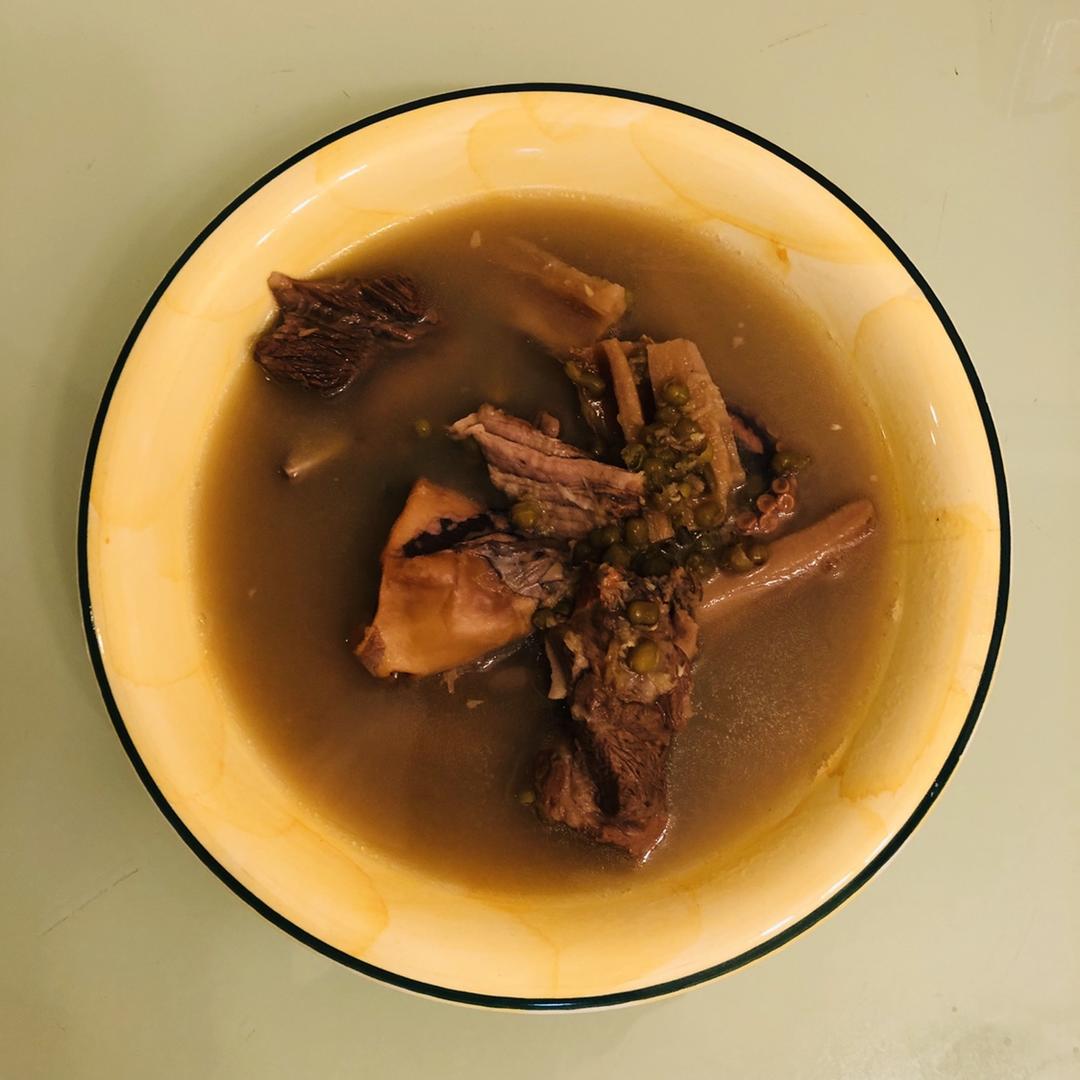 莲藕绿豆汤