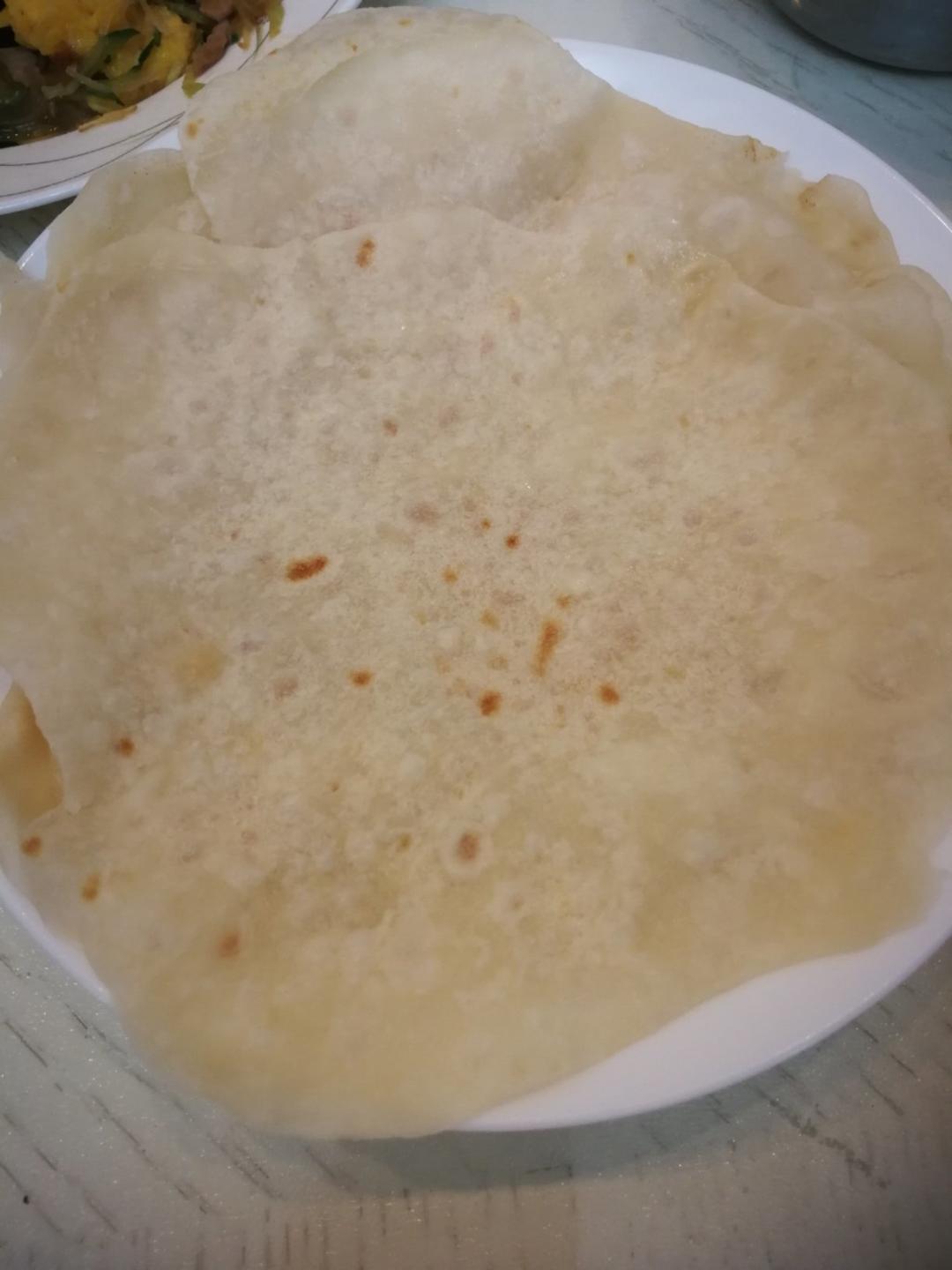 卷饼、春饼皮又薄又软还有韧劲的秘方