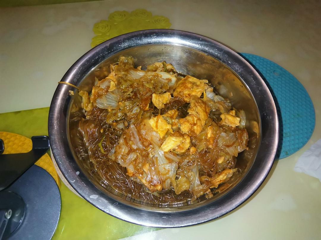 包菜鸡蛋炒粉丝