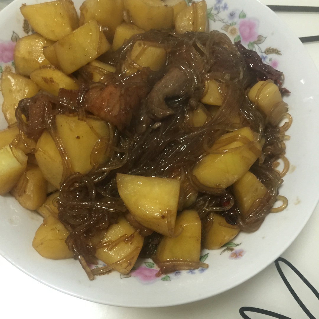 土豆炖肉